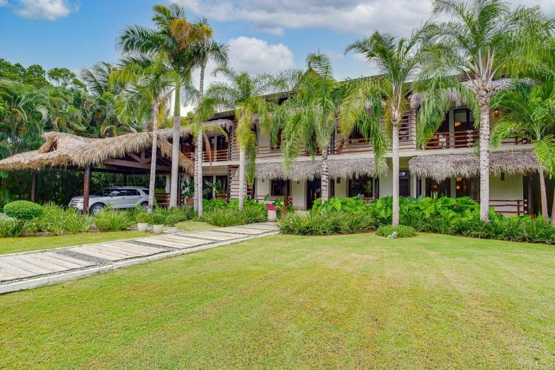 Tortuga C17 Luxury Villa Punta Cana Sleeps 14 - image 46