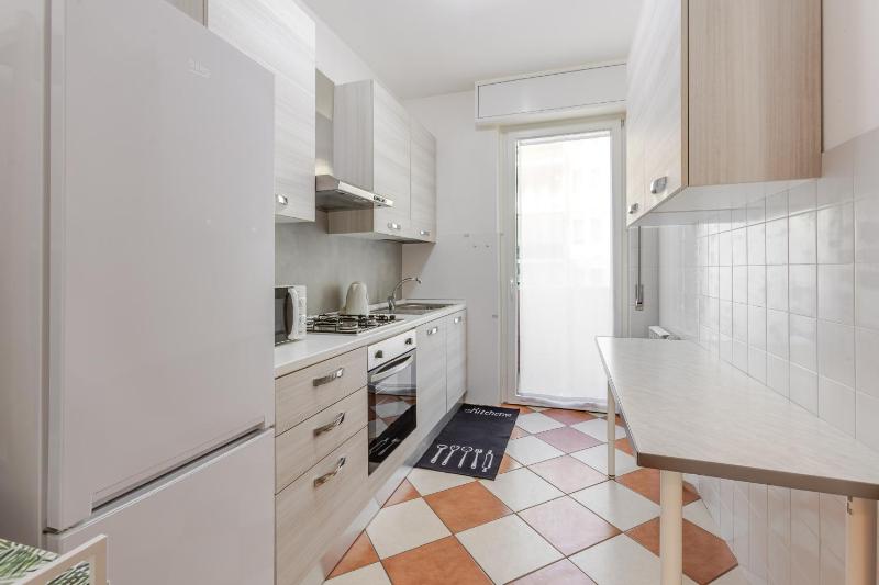 Zip House - image 16
