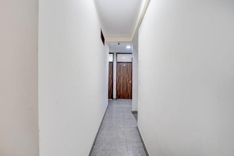 Hotel Atithi Studio - Near Santosh Hospital - image 21