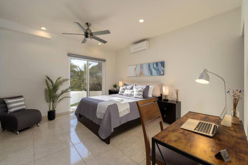 Cozy Cabo Condo 2BR Shared Pool Gated Community 20 Walk to Beach - image 11