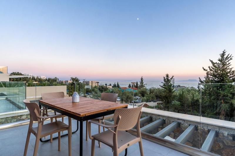 Riviera View 2BR Apartment in Drymades by PikHost - image 11