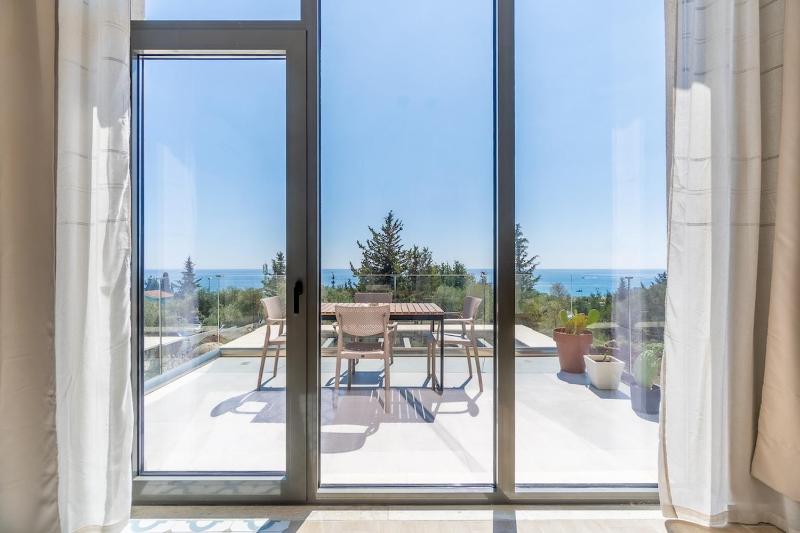 Riviera View 2BR Apartment in Drymades by PikHost - image 8