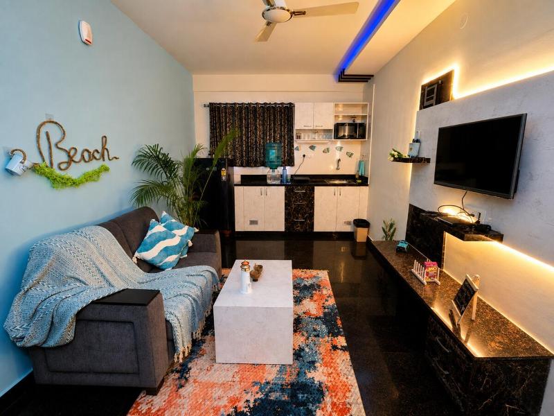 PurpleDoor Beach - AC 1BHK in HSR Couple Friendly - image 1