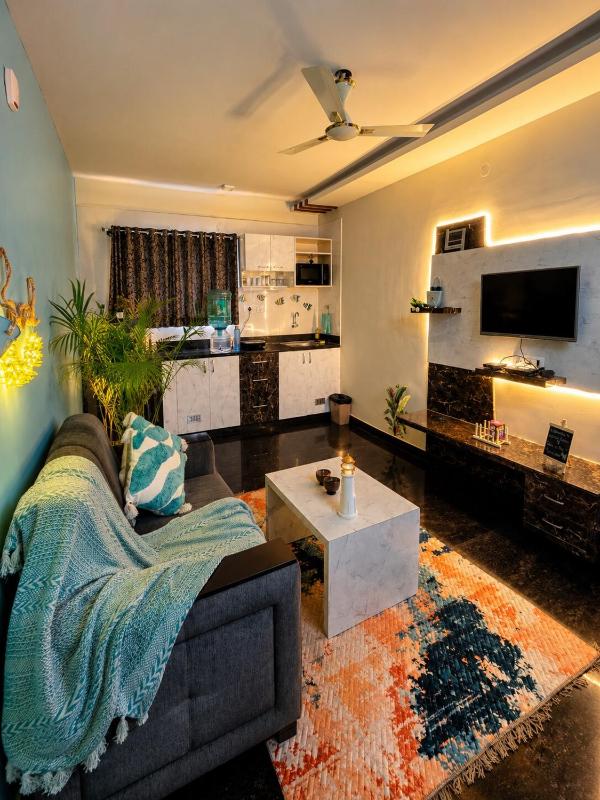 PurpleDoor Beach - AC 1BHK in HSR Couple Friendly - image 26