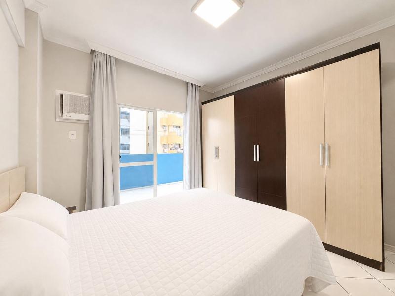 300 Street - 3 bedrooms and Terrace with Pool - image 26