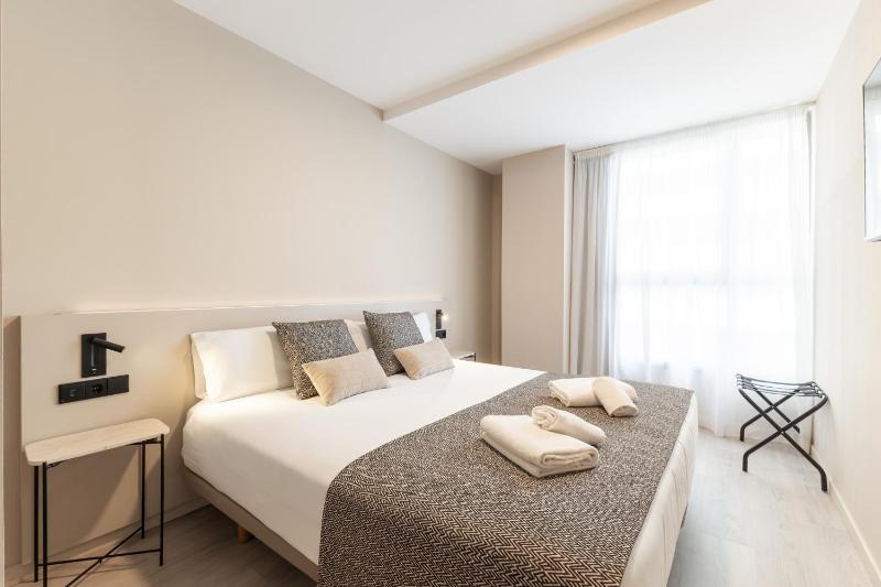 HQ Arena Hotel - image 7