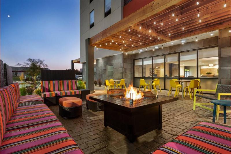 Home2 Suites by Hilton Jacksonville Mayo Clinic Area Beaches - image 11