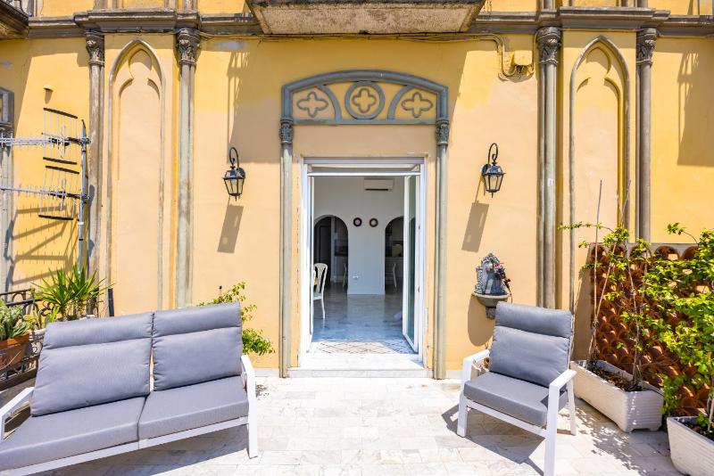 Petraio Iconic Terrace on the gulf - image 9