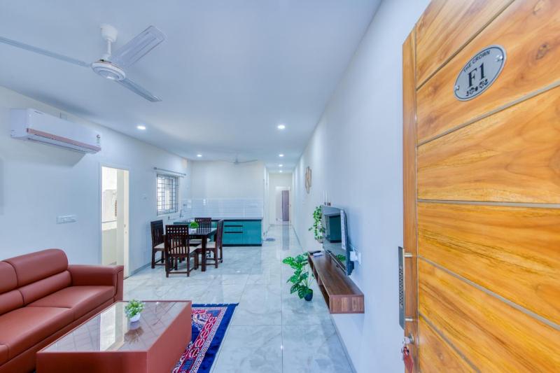 The Crown Homestays - image 5