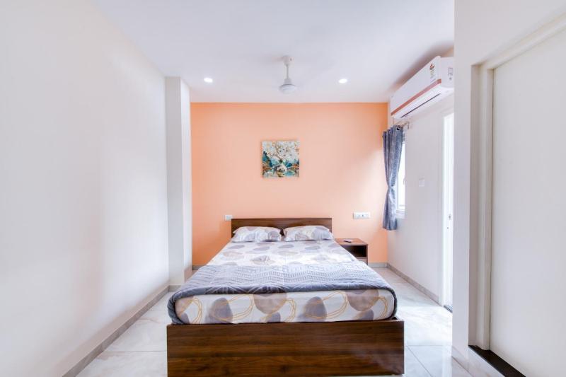 The Crown Homestays - image 3