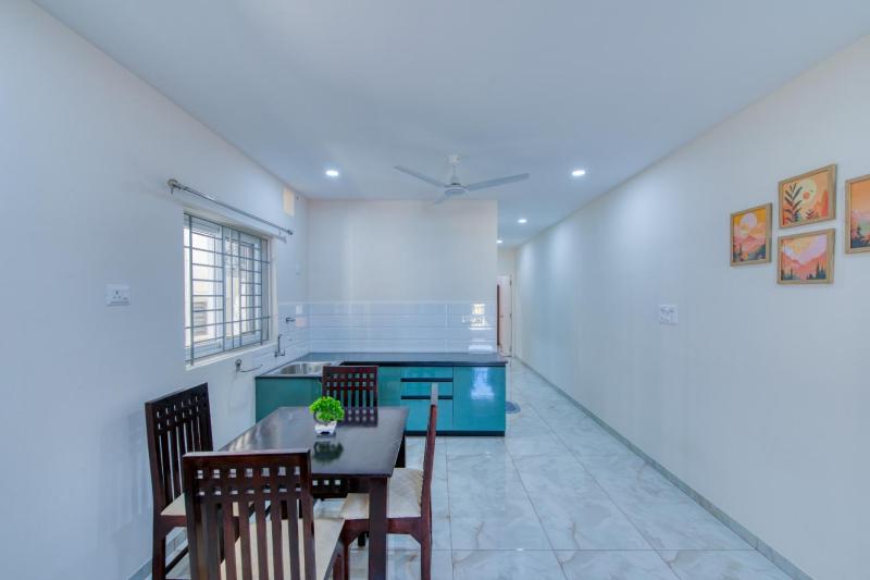 The Crown Homestays - image 8