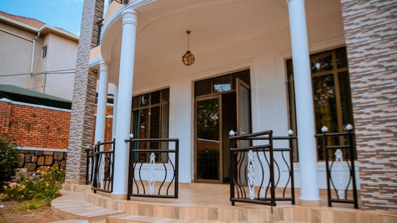 Sera House Boutique Guesthouse - image 10