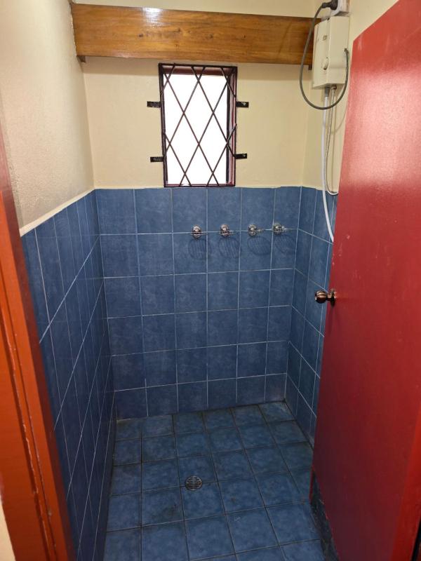 Sunny Home Stay - image 9