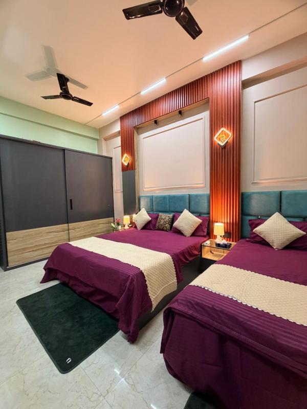 Shankara-by Safarnama Stays nearby Kashi Vishwanath Temple - image 10