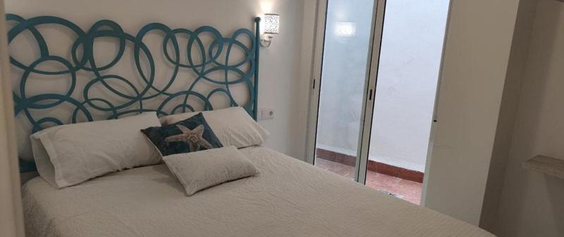 Comfortable apartment in Alicante of 65 m² with view - image 10