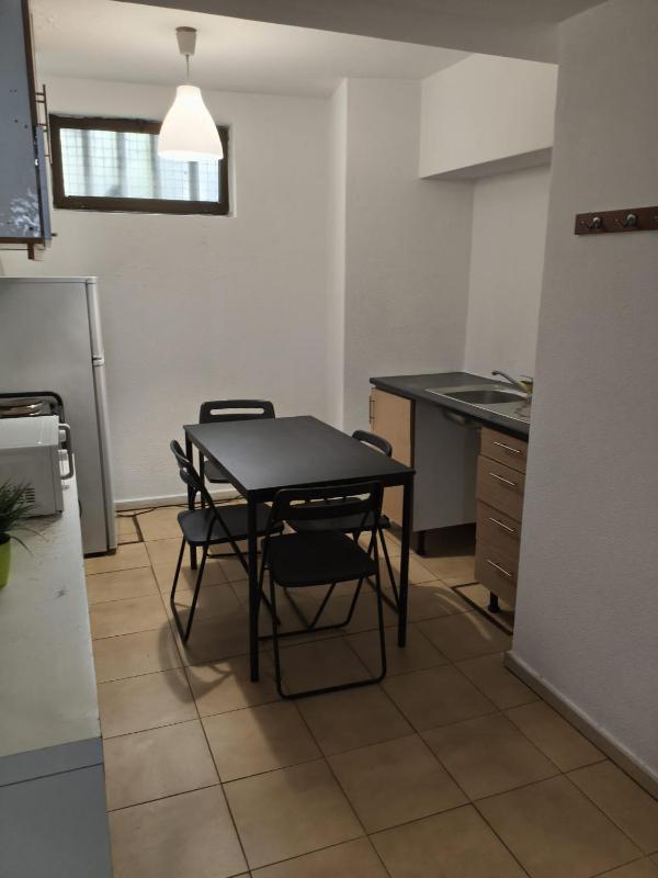 Porto Downtown Ground Floor Flat - image 6
