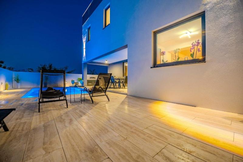 Family friendly house with a swimming pool Privlaka Zadar - 25539 - image 27
