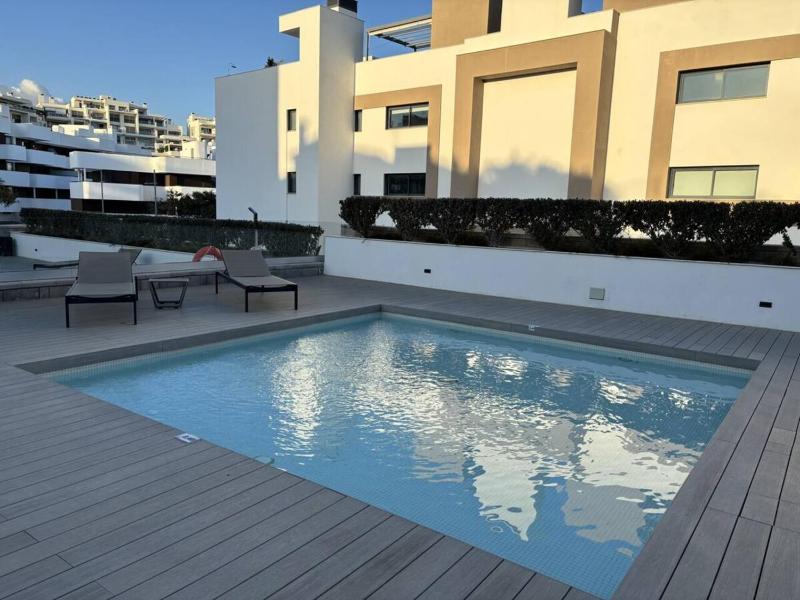 Sb311G - Modern & Well Connected 2 Bed Apartment - image 15