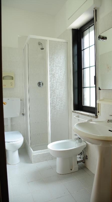 Single Room image 2