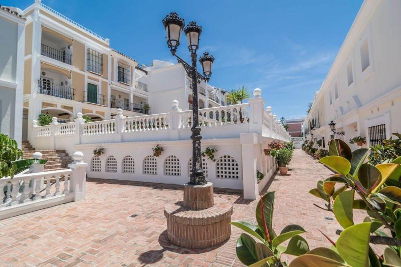 Ap103- Aloha Pueblo Marbella By Roomservices - image 19