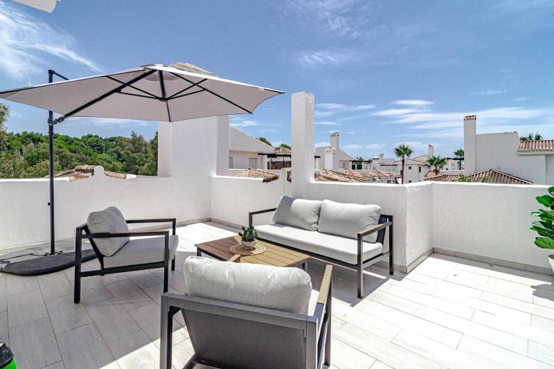 Lnm530 - Great Location With Private Roof Terrace - image 13