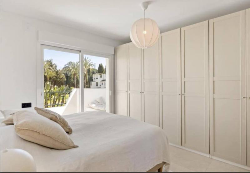 Se8 - Stylish Townhouse With Rooftop Terrace - image 16