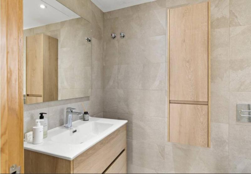 Se8 - Stylish Townhouse With Rooftop Terrace - image 12