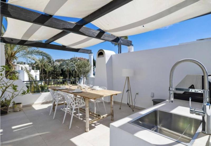 Se8 - Stylish Townhouse With Rooftop Terrace - image 15