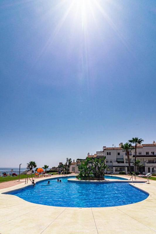 Pl - Beachfront Seaview Aptm - Playa De La Lucera - image 36