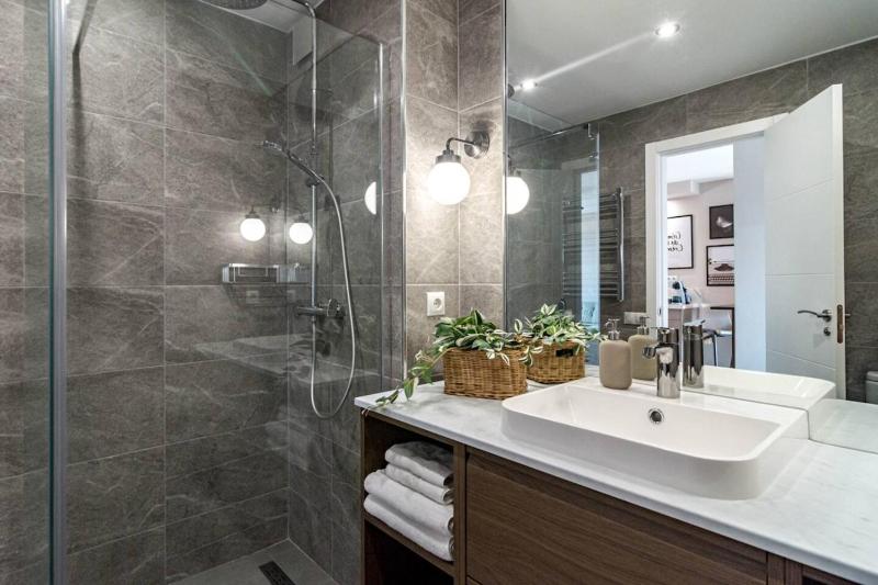 Jm94 - Totally Renovated In Stylish Design - image 28