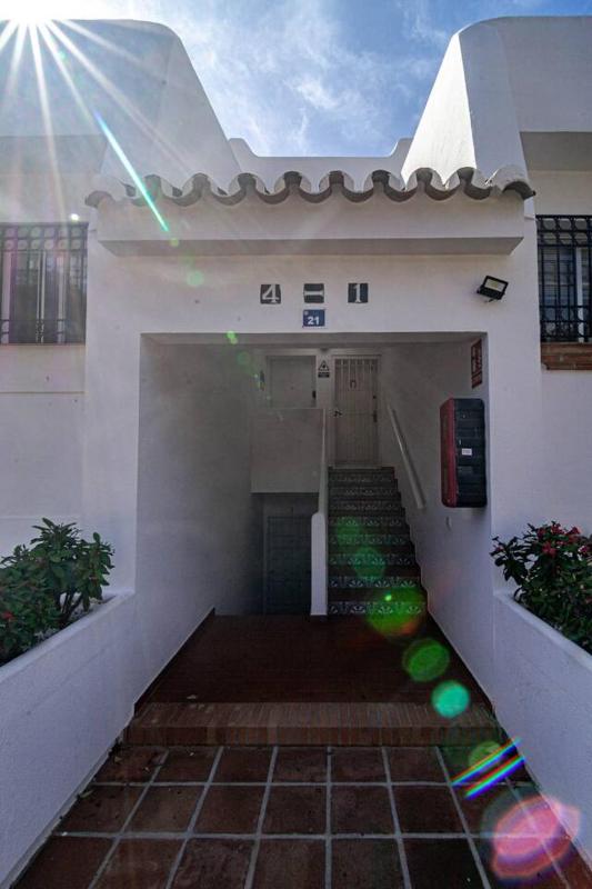 Jm94 - Totally Renovated In Stylish Design - image 27