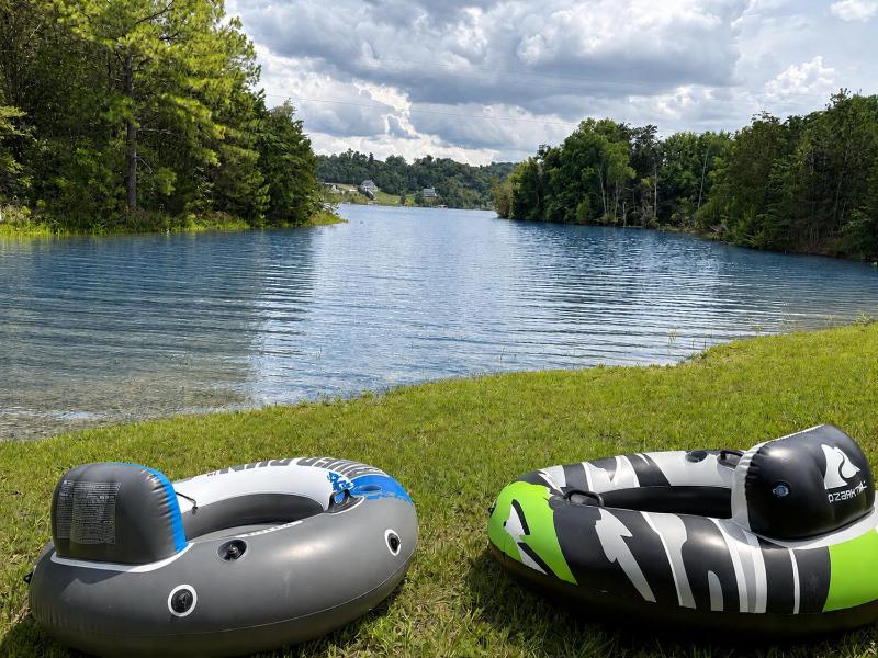 Little Lake Cove - image 28