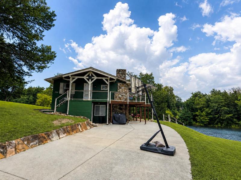 Little Lake Cove - image 48
