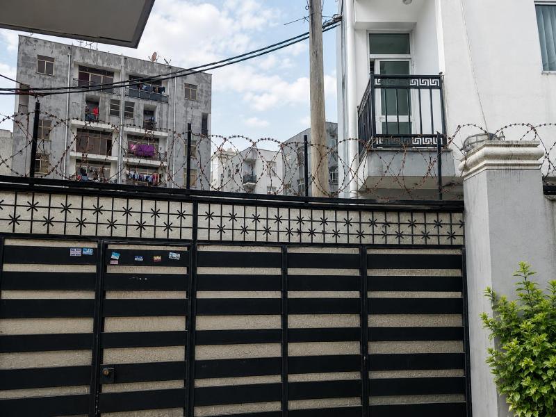 Apartment - image 6