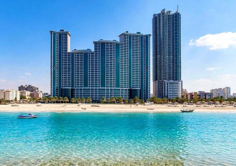 Beachfront luxurious sea view - image 23