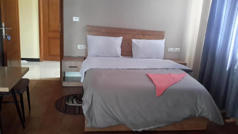Abush Guest House - image 10