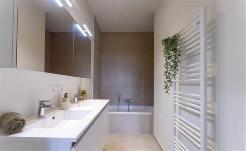 Modern Cozy De Haan - image 4