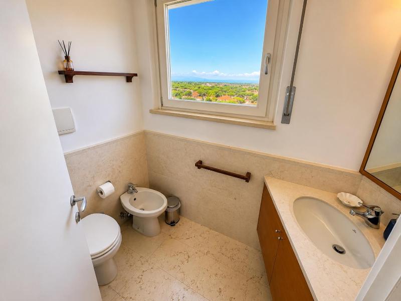 Panoramic penthouse - image 36