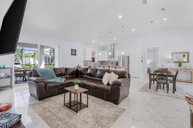 Cape Coral home with Pool Spa & Game Room - image 14