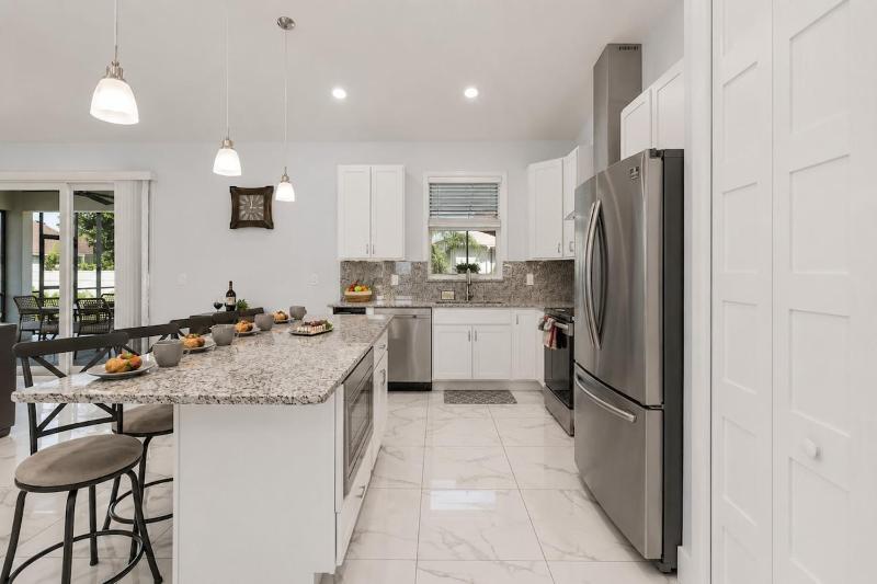 Cape Coral home with Pool Spa & Game Room - image 30