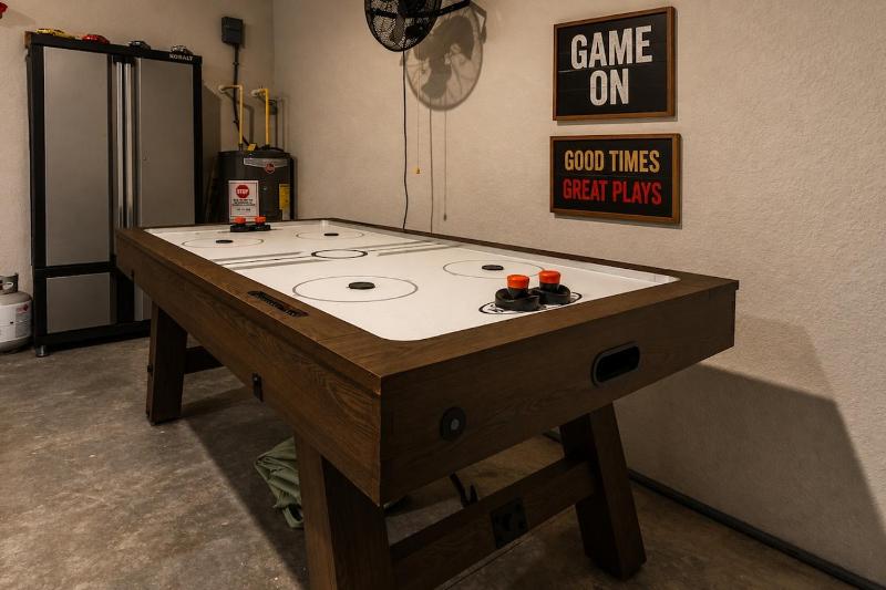 Cape Coral home with Pool Spa & Game Room - image 39