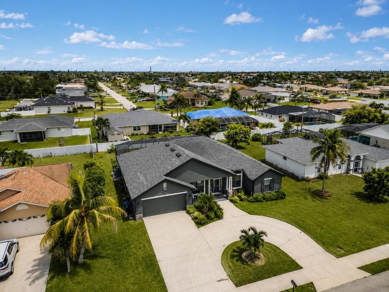 Cape Coral Home with Pool Spa & Playful Beach House - image 29