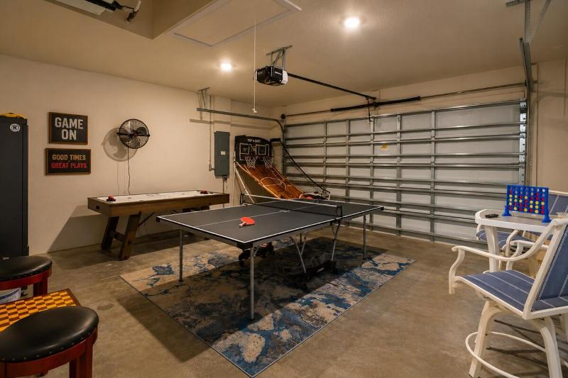 Cape Coral home with Pool Spa & Game Room - image 6