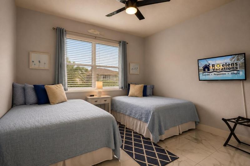 Cape Coral home with Pool Spa & Game Room - image 15