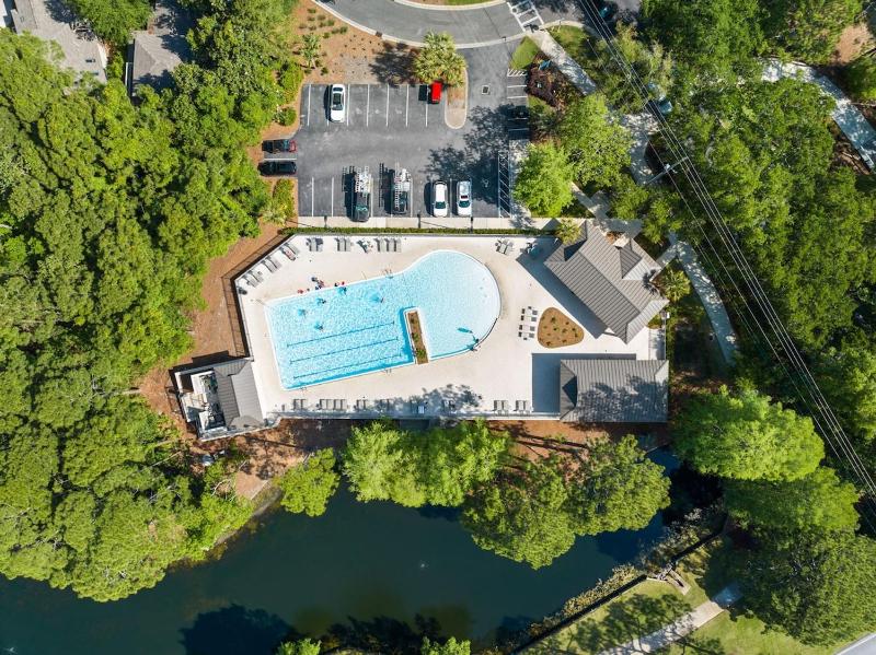 Sandestin Villa with 6-Seater Golf Cart - image 22