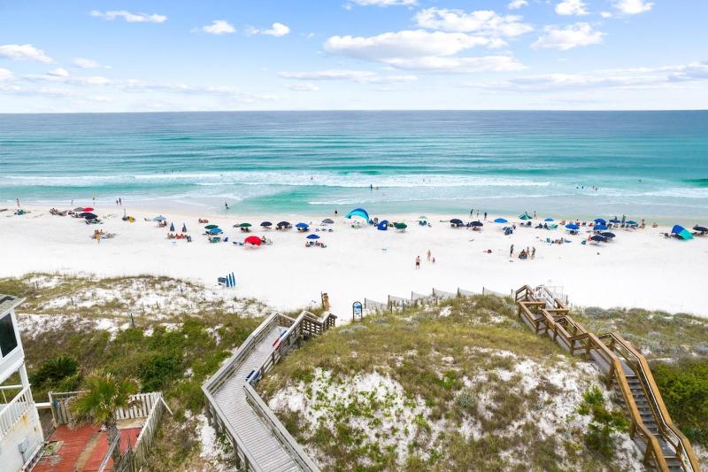 Sandestin Villa with 6-Seater Golf Cart - image 36