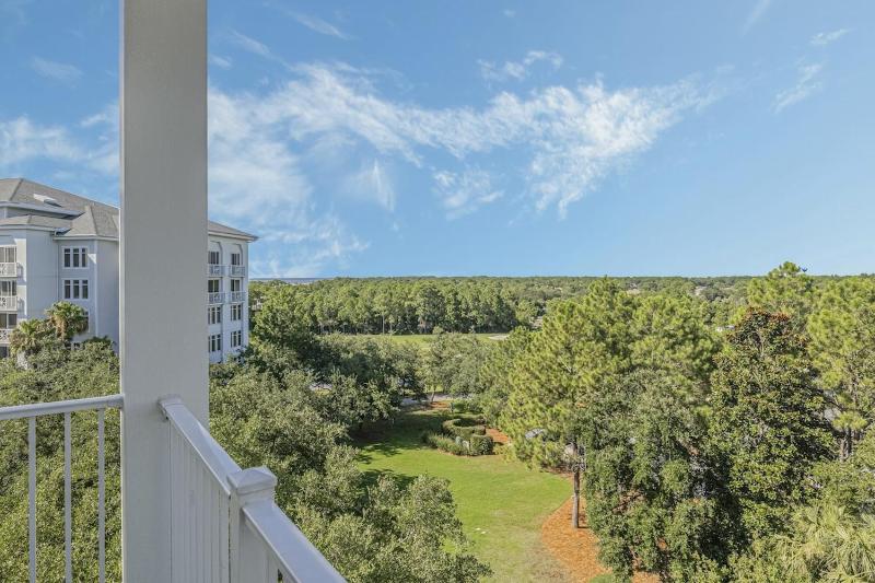 NEW Baytowne Wharf Condo Golf Beach & Pools - image 7