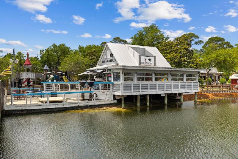 NEW Baytowne Wharf Condo Golf Beach & Pools - image 24