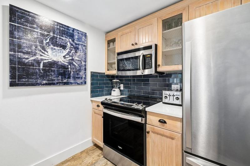 Baytowne Wharf View Condo with Oversized Balcony - image 25