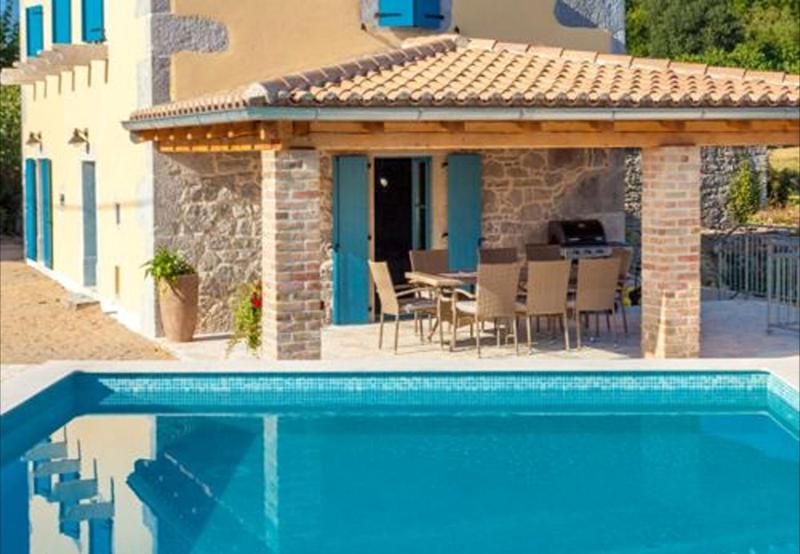 Rustic Villa Lusa - image 11